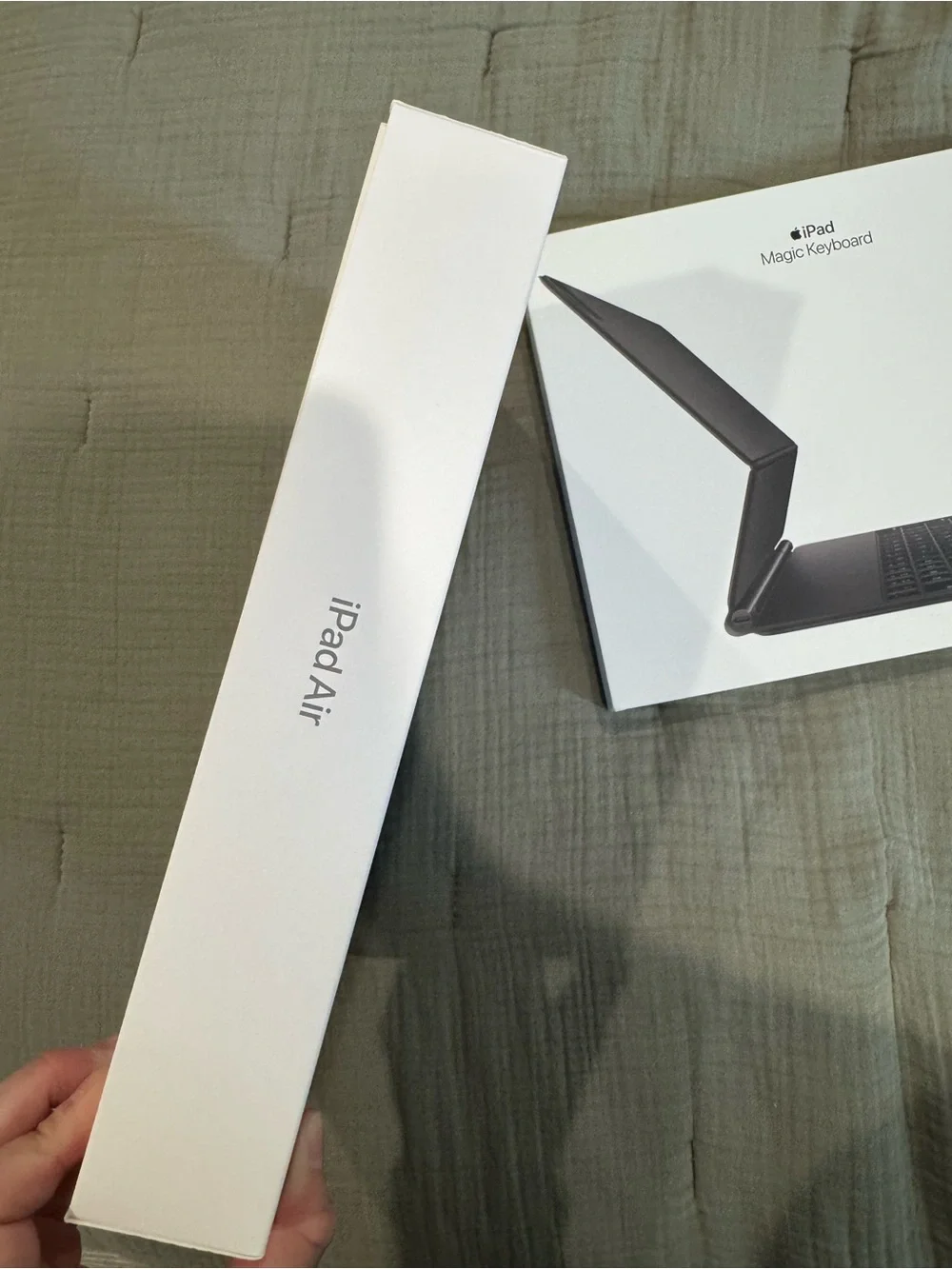 Empty IPad Air and IPad Magic Keyboard Box (EMPTY)